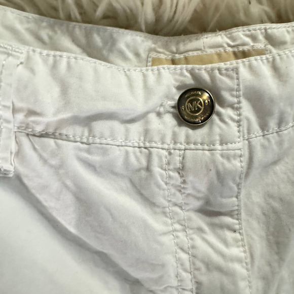 MICHAEL Michael Kors Women's White Bermuda Shorts Zipper Pockets Size 12 - Picture 4 of 8